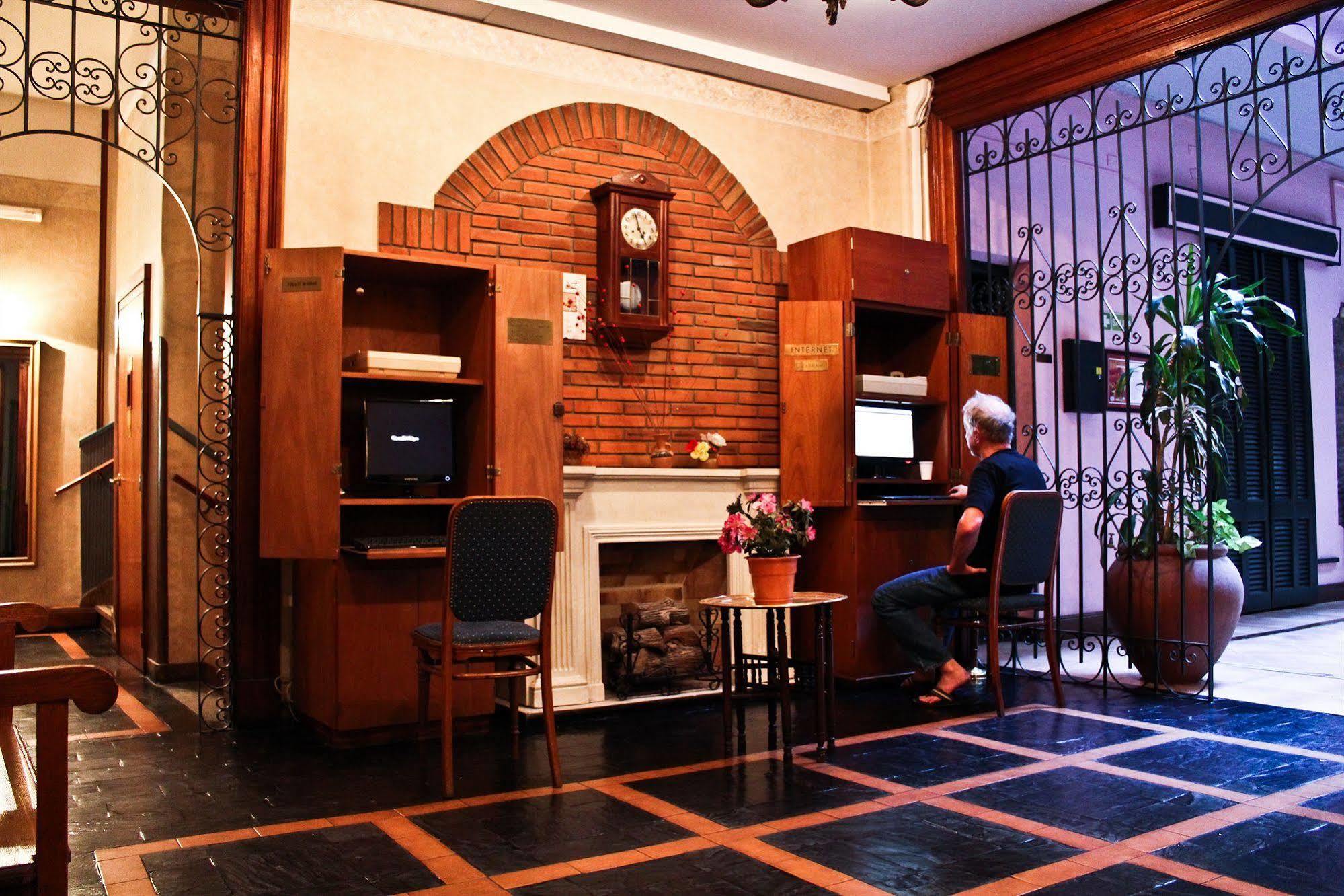 Gran Hotel Hispano Буенос Айрес Екстериор снимка